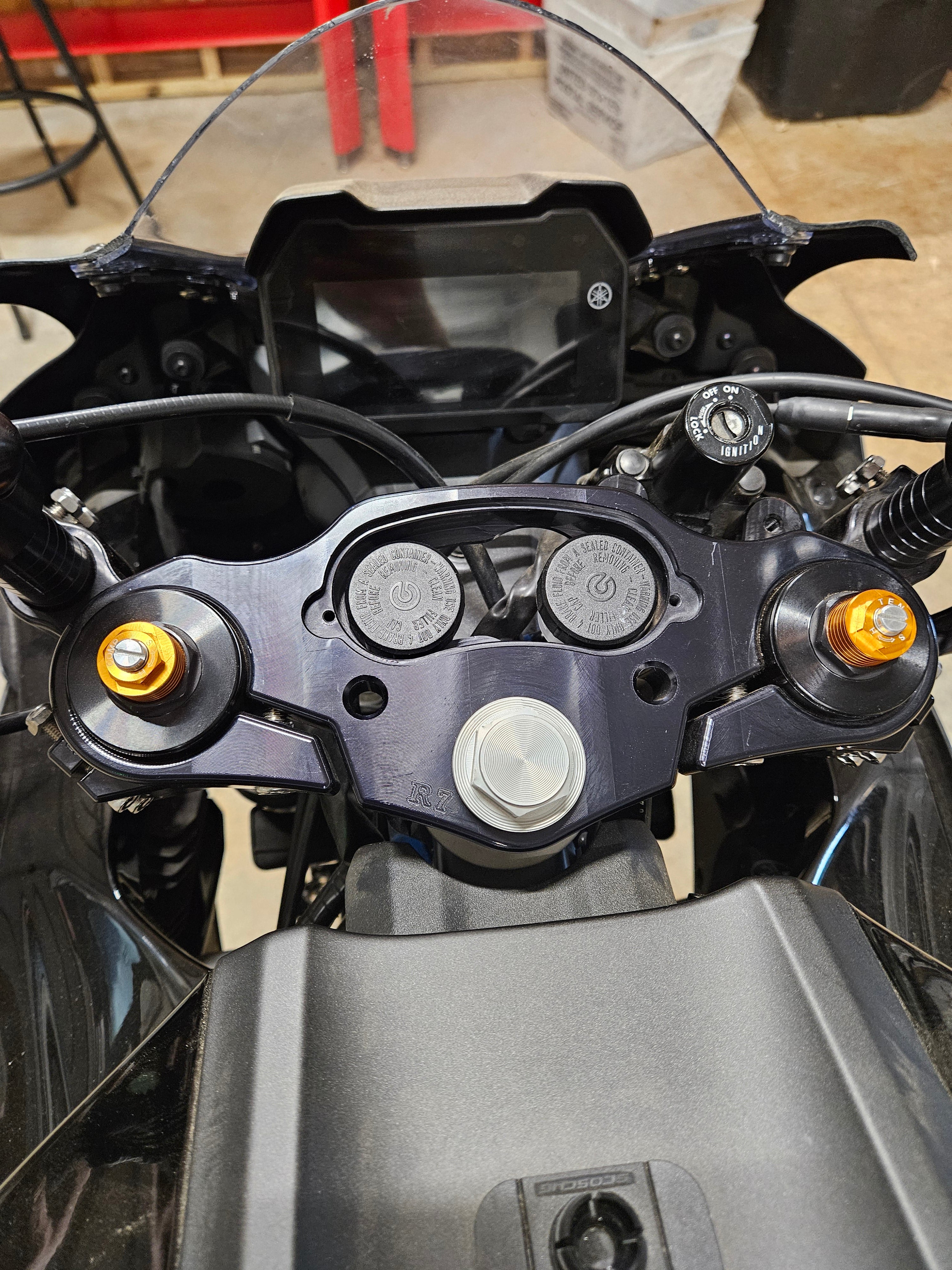TRIPLE TREES – SS-MOTO